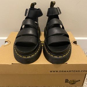 Dr. Martens Clarissa II Quad